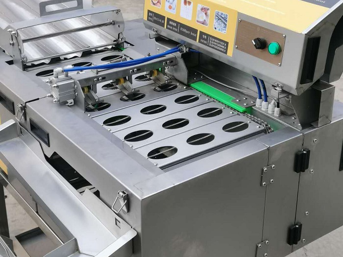 全自動(dòng)敲蛋機(jī)