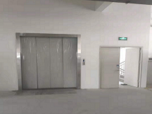 貨梯