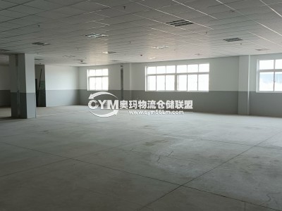 獨(dú)立房間，內(nèi)設(shè)貨梯