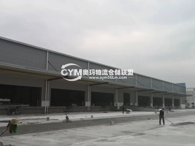雙邊月臺，月臺寬度4.5米，月臺高度1.3米，雨棚6米，配備升降平臺及自動滑升門